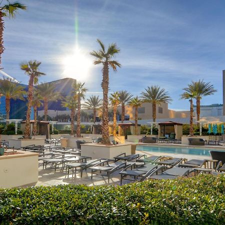 The Fantasy Suite Mgm Signature Pool View 拉斯维加斯 外观 照片